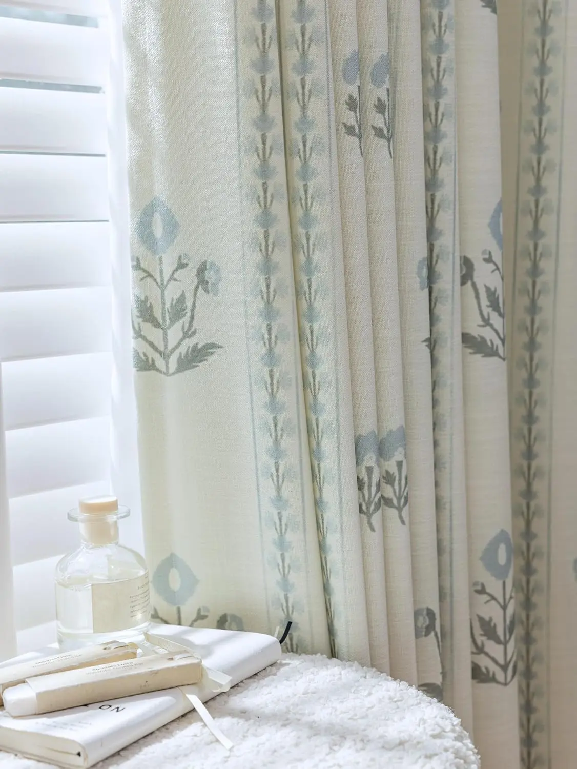 Modern Floral Print Linen Blend Pinch Pleat Drapes Antique White Light Filtering Window Panel Set