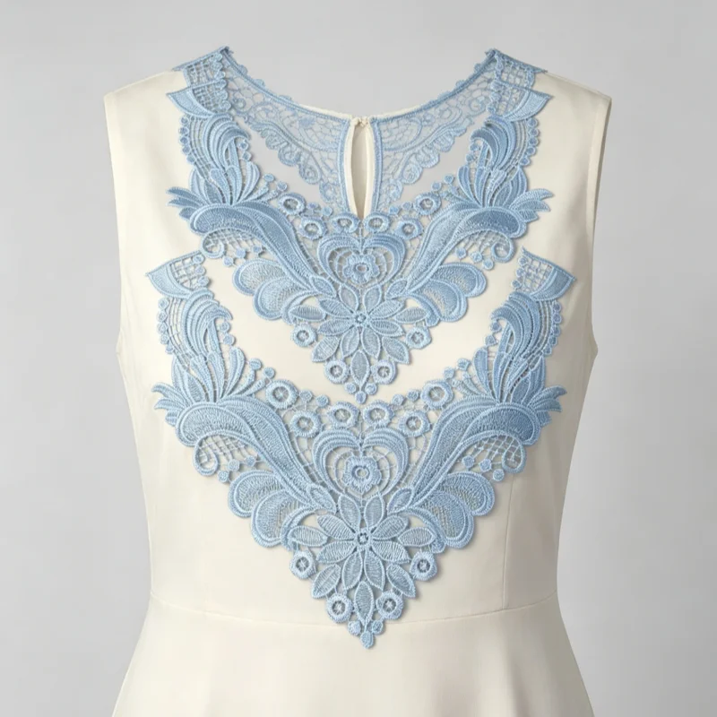 2 pièces d'accessoires en tissu brodé de dentelle pour le bricolage. Peut être utilisé sur les vêtements, les robes de mariée et les robes de cérémonie.