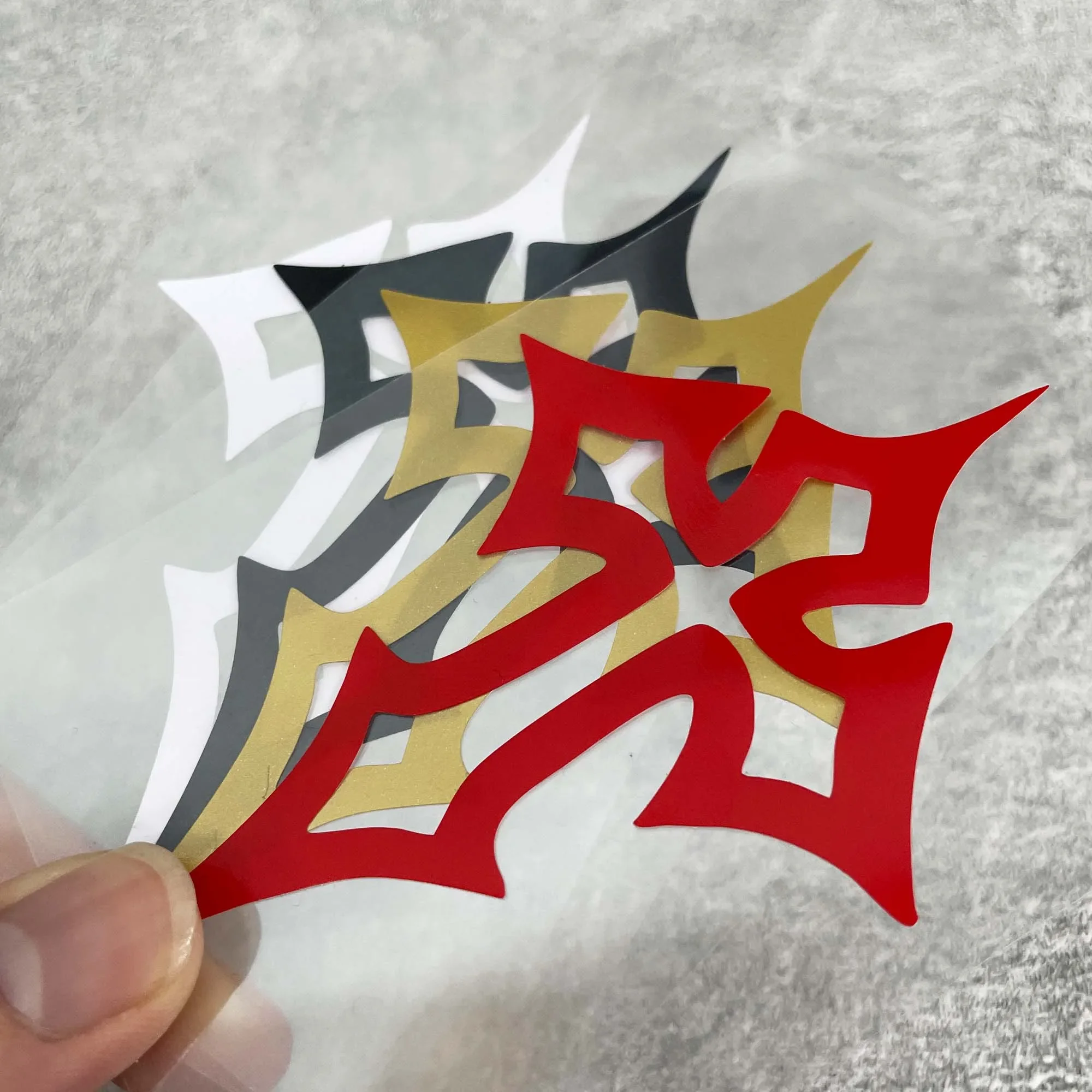 1PC Gothic-style Cross Helmet Decal Vinyl Self-adhesive Waterproof Motorcycle Stickers for Front Fairing Fuel Tank Scooter Decor