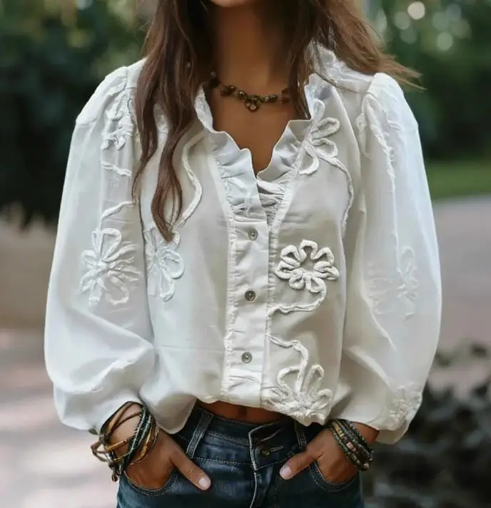 

2026 New Casual Vacation Fashion Women's Elegant Sexy V-Neck Women's Top Plate Embroidered Lotus Leaf Bubble Sleeve Shirt