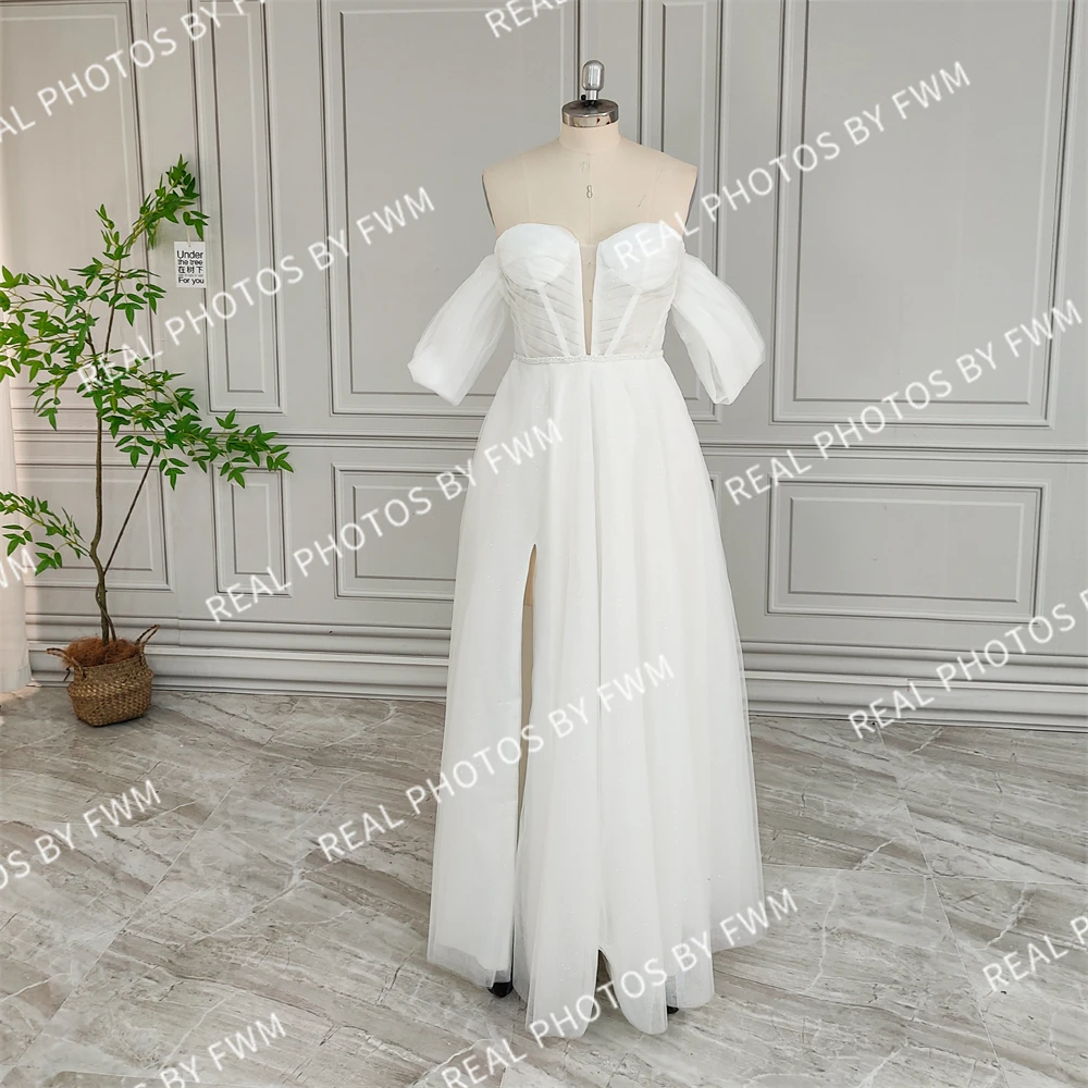 20206 #   Personalizado fora do ombro plissado tule a linha vestido de casamento para noiva 2024 elegante vestido de noiva feminino com fenda alta