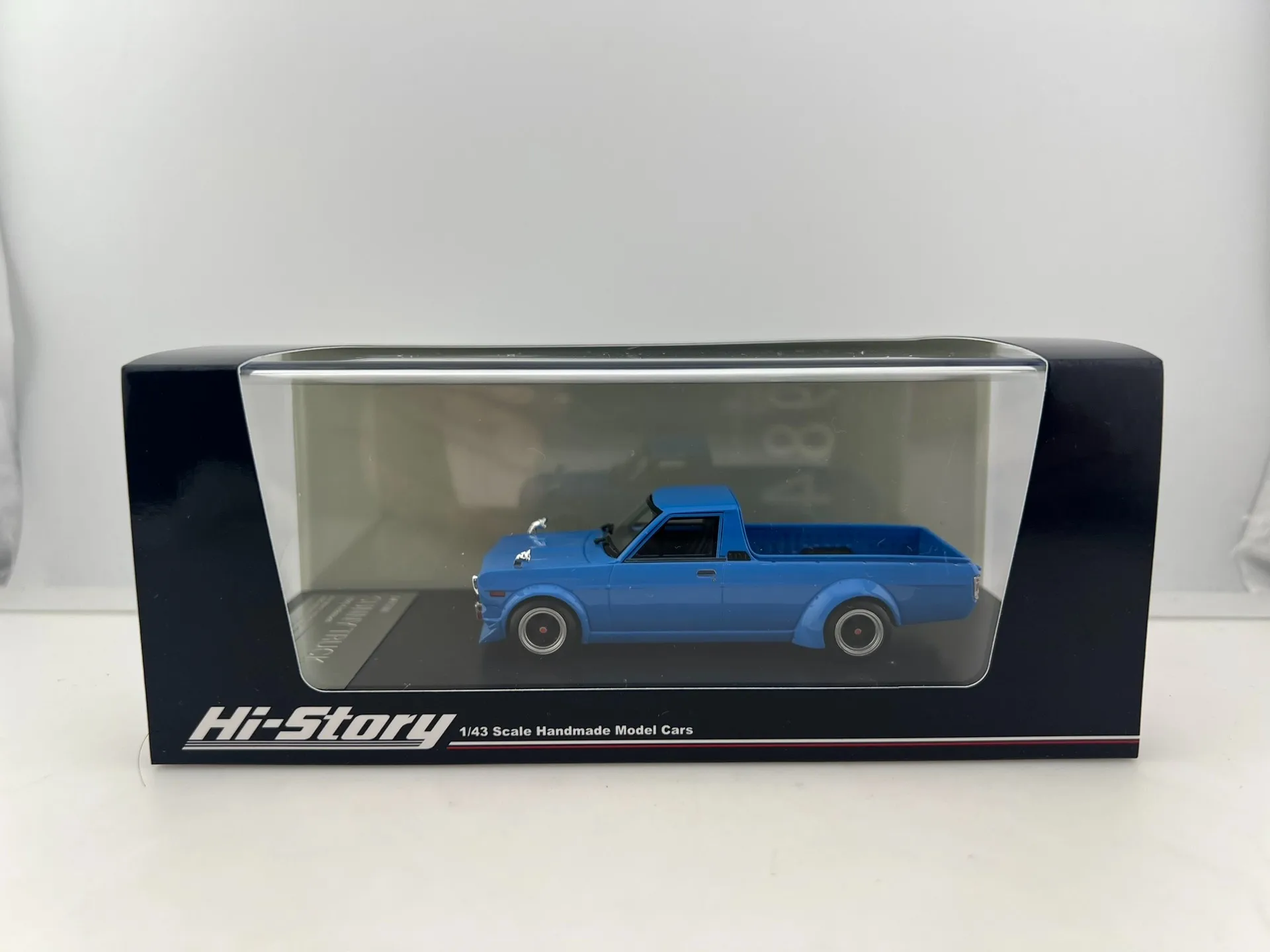 

Литая под давлением приветственная история, масштаб 1/43, дартсон 1979, модель автомобиля из смолы, Коллекционная игрушка, подарок, сувенир, украшение для дисплея