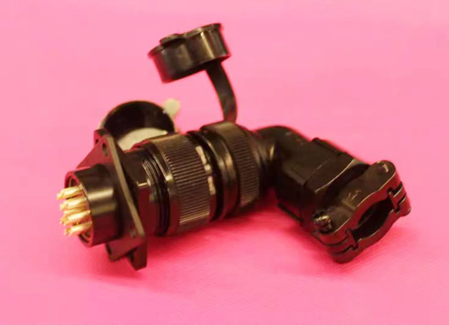 Оригинальный новый 100% авиационный штекер, серводвигатель, Соединительный разъем YD28K15T, YDA28-15 elbow