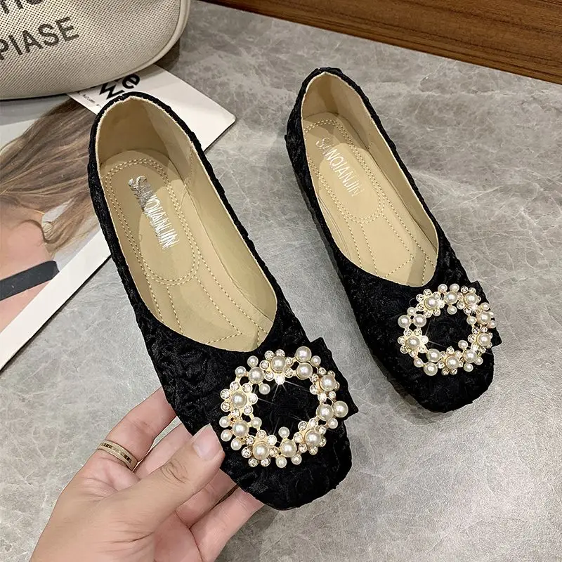 

Новые женские туфли-балетки с низким вырезом, на мягкой подошве, без застежек, универсальные, для работы, под юбки, в нежном стиле, с декором из бусин