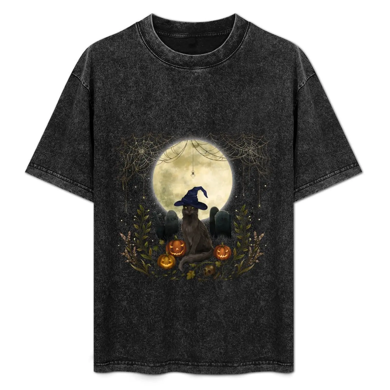 The Black Cat on Halloween Night T-Shirt Sports Basic Short Sleeve T-Shirt