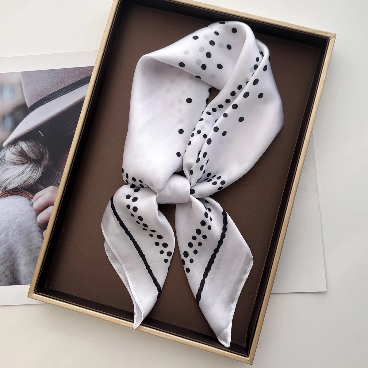 

Роскошный квадратный шарф в горошек для женщин, элегантный женский хиджаб, шейный платок, шаль, однотонный мягкий шелковый шарф с имитацией пятен