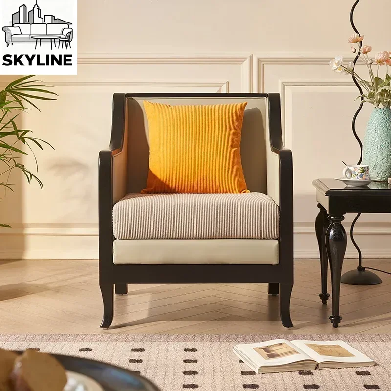 Dreiteiliges Set aus Rattan-Massivholz-Einzelsofastuhl und Teetisch