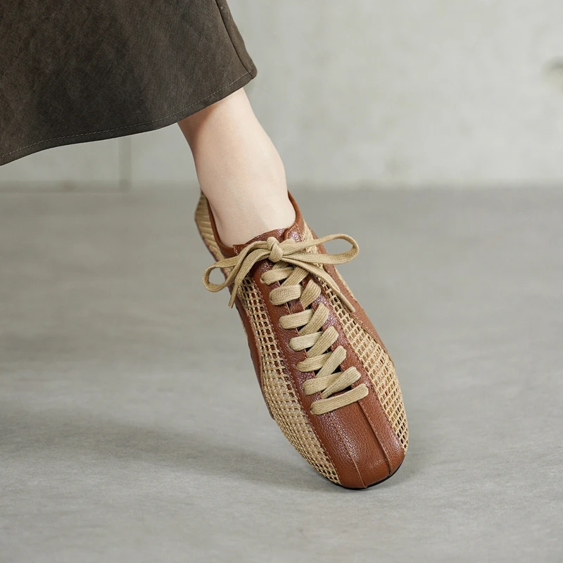 

2026 Summer New Women's Shoes Mesh Casual Training Shoes Retro Fashion Lace Comfortable Breathable Lace Up Flat Ladies Shoes