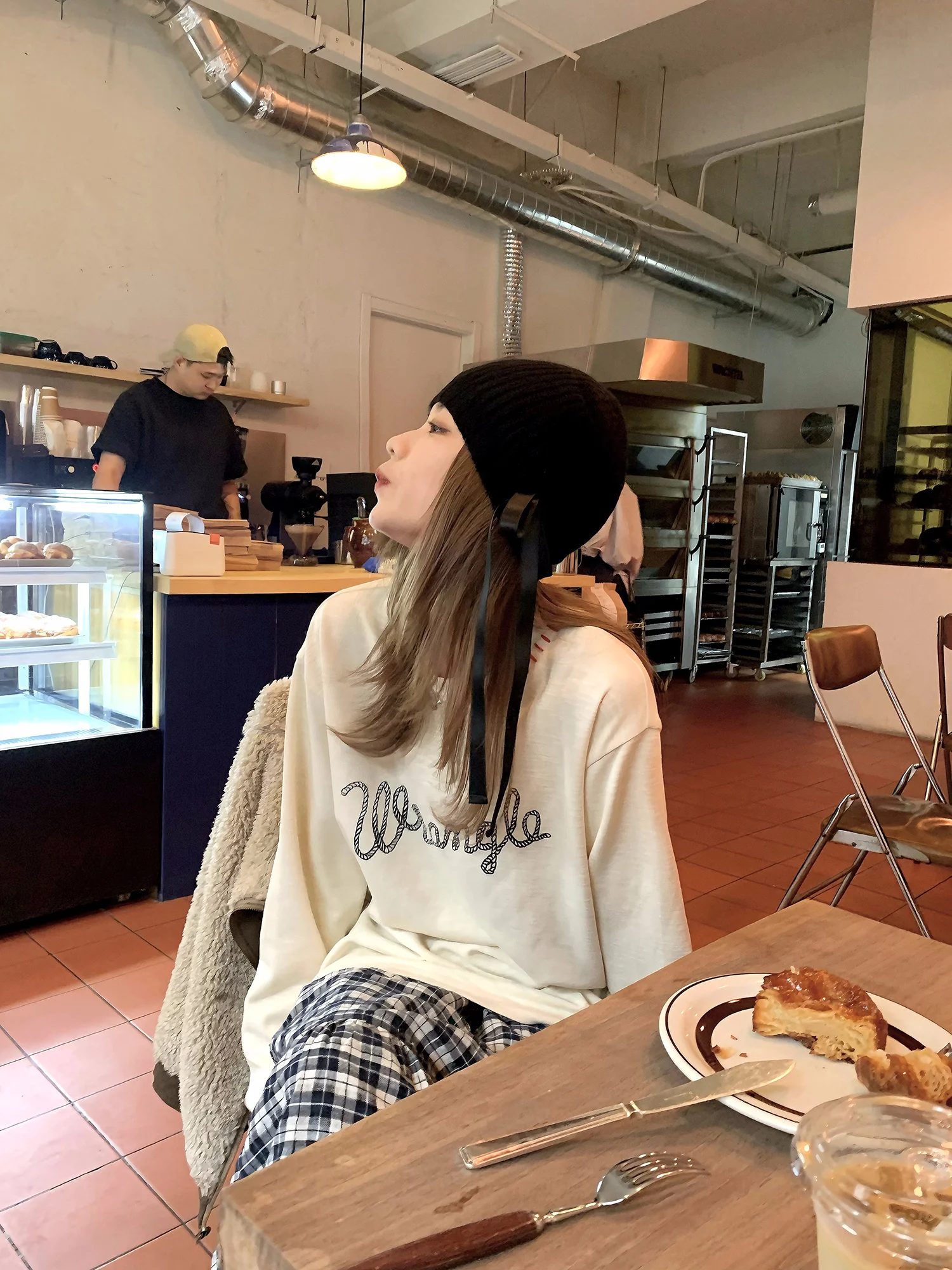 

Red Hand Sewn Heavyweight Bamboo Cotton round Ne T-irt Long Sve Printed Overhead irt Women's Faion Top