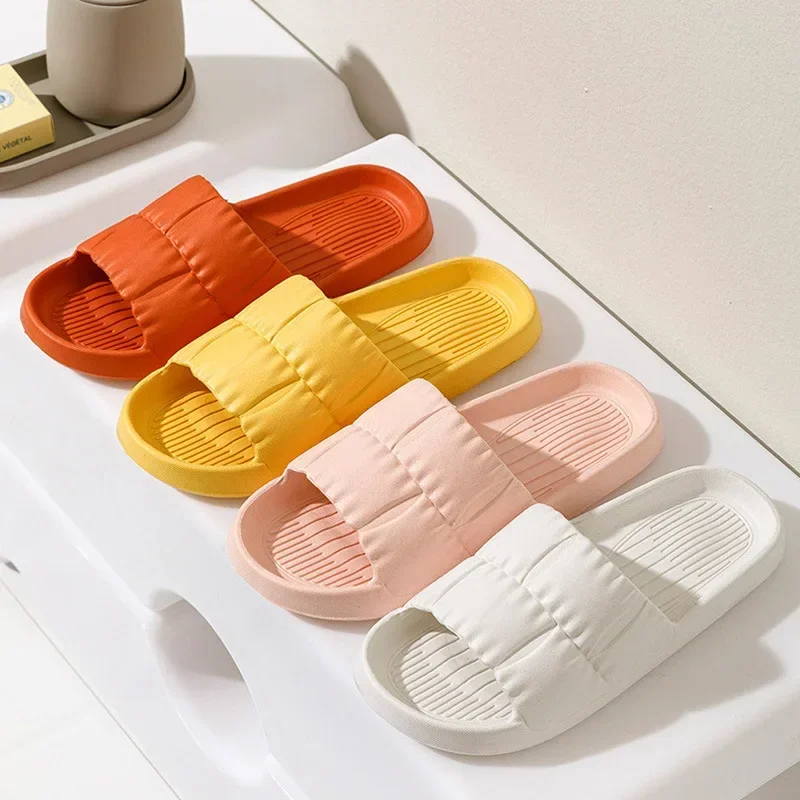 Fashion Slippers Women Shoes Cloud Slippers for Men Shoes Home Flat Sandals Massage Flip Flops Couples Bathroom Indoor Slides