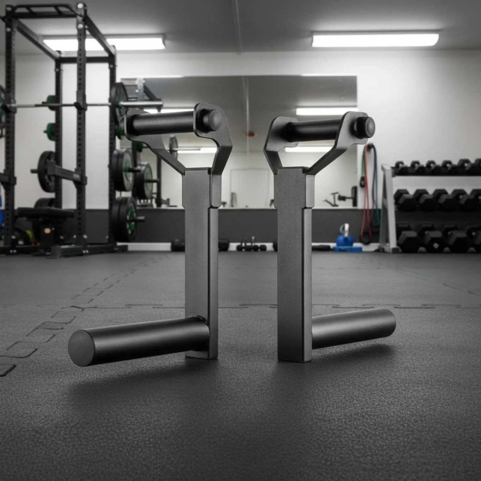 Picture 6: Plate-Loaded Farmer Walk Handles Portable Farmer Walk Handles Steel Build Easy to Use for Gym