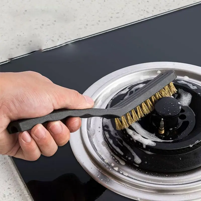 

Инструменты для уборки дома: щетки из стальной и латунной проволоки, щетки для чистки газовых плит, кухонные металлические щетки, железные щетки.