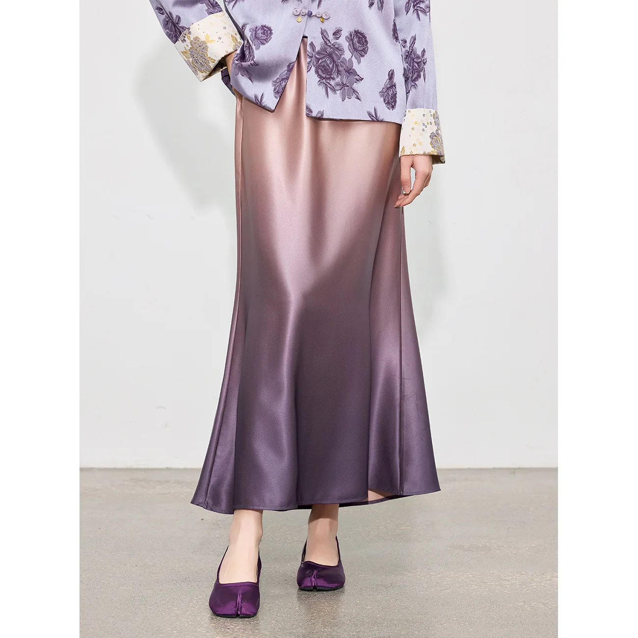 

Новая летняя атласная юбка с градиентом «рыбий хвост», женская весенняя модная универсальная тонкая длинная юбка с высокой талией