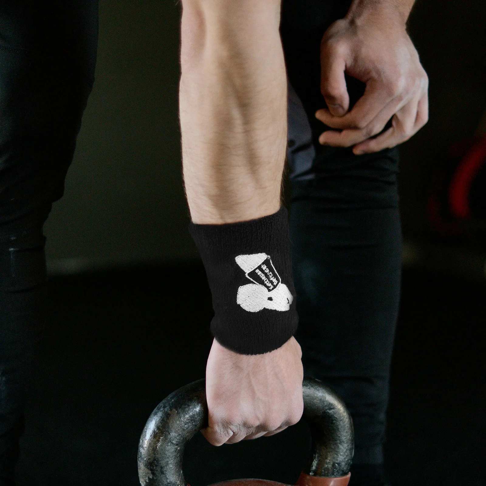 

1 пара гири, защита на запястье, эластичный спортивный браслет для тренировок, фитнеса, йоги, тенниса, баскетбола, спортивная повязка, поддержка