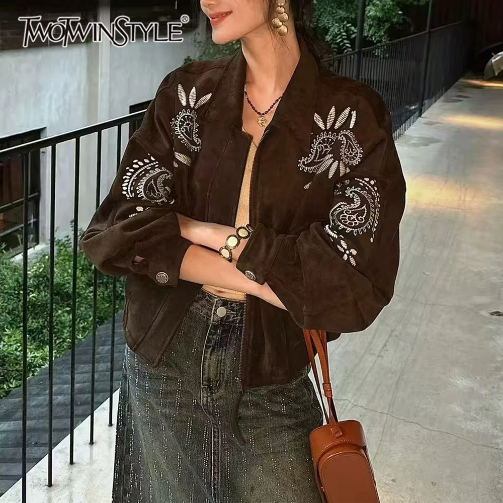 

TWOTWINSTYLE Solid Spliced Embroidery Chic Jacket Female Lapel Long Sleeve Loose Casual Lazy Women's Jackets Autumn Fashion New