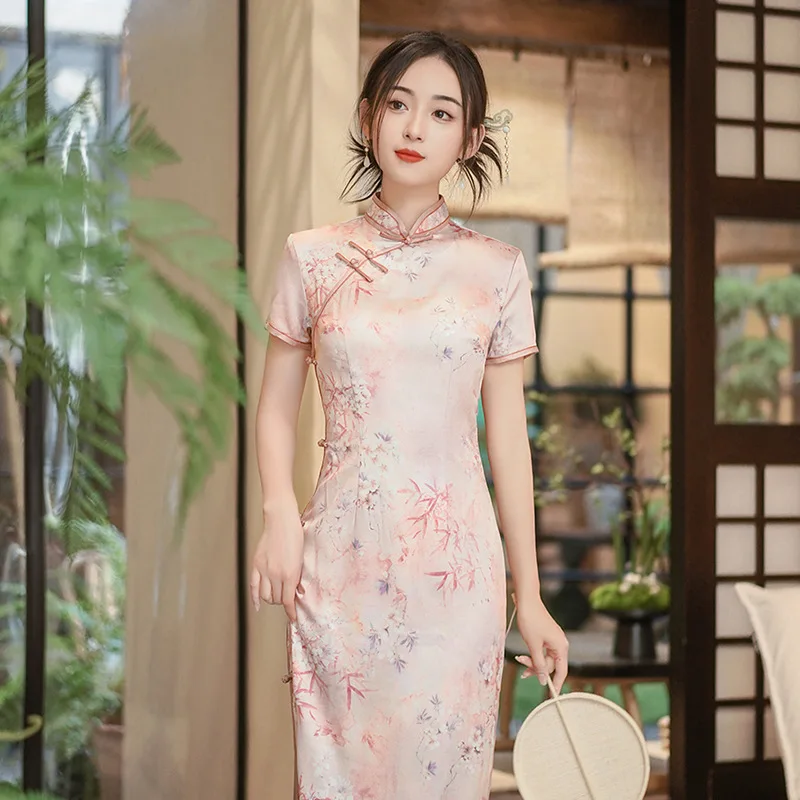 3 Colors Women Plus Size Long Cheongsam Dress Floral Vintage Wedding Formal Dress Traditional Lined Qipao M To 4XL