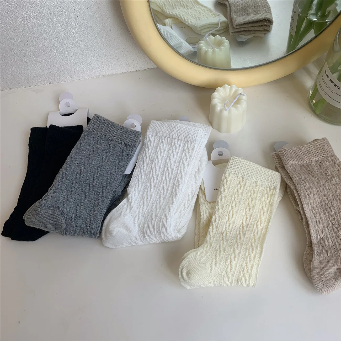 Temperament Solid Color Socks Women Spring Mid-calf Socks Simple Relief Stereo French Socks