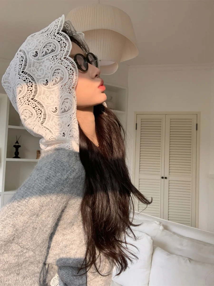 

MOMONANA Grey Lace Splicing Knitted Sweater Autumn Winter Versatile Sweet Style Long Sleeve Mid-Length Women's Pullover