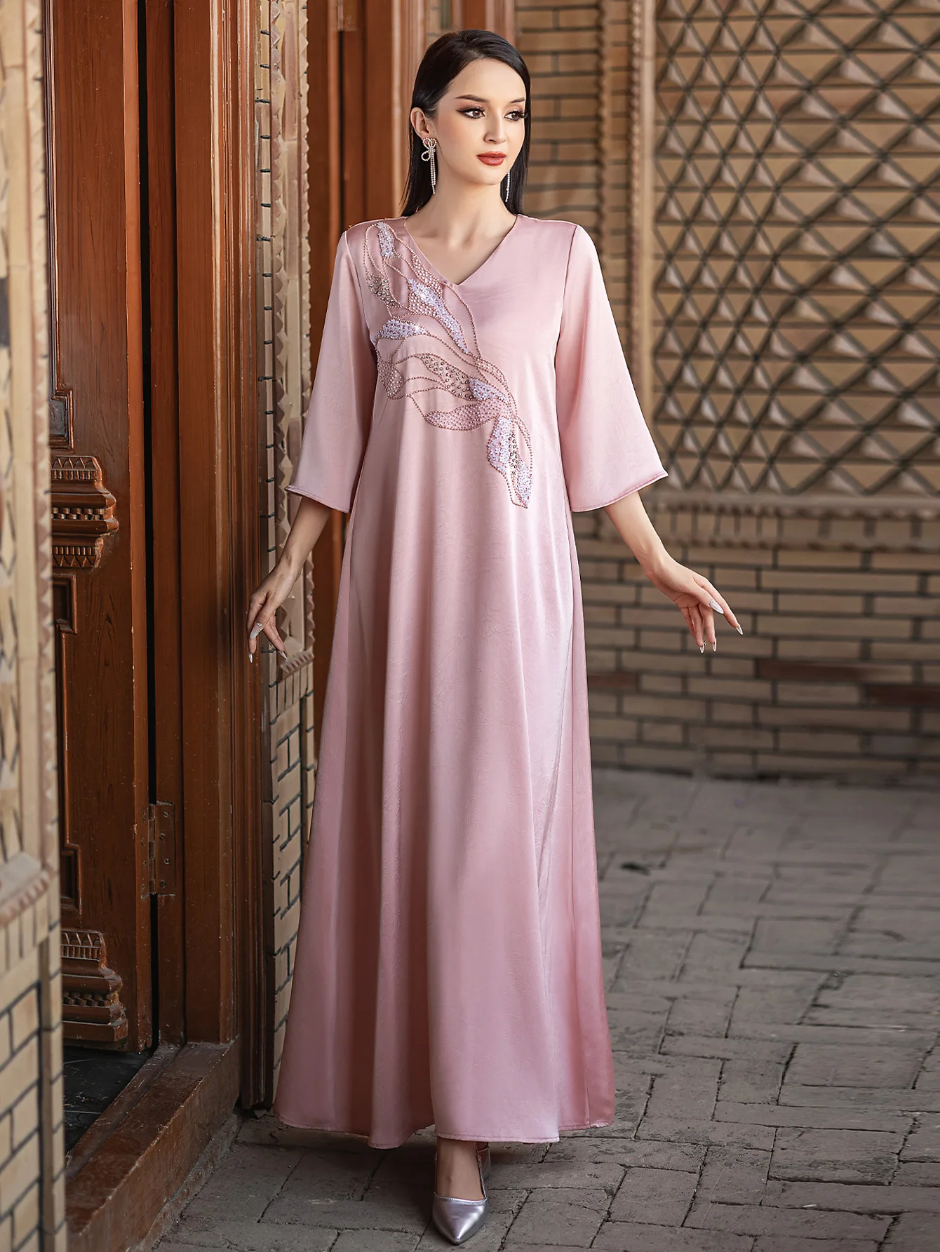 Eid perles Abaya Satin caftan femmes musulmanes Robe de soirée turquie Robe saoudienne arabe Kebaya Islam vêtements Caftan Marocain Femme