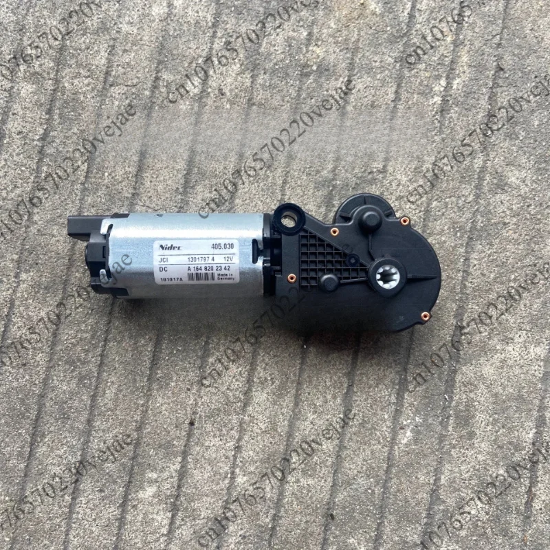 W166 third row seat adjustment motor GL350gls450W164 adjustment GL320gl50 removal