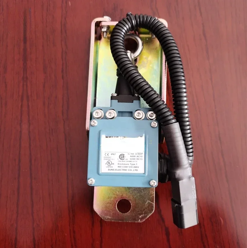For 60083173 Limit Switch CP-61 SN 2170SLC Use for SANY Truck Crane Parts