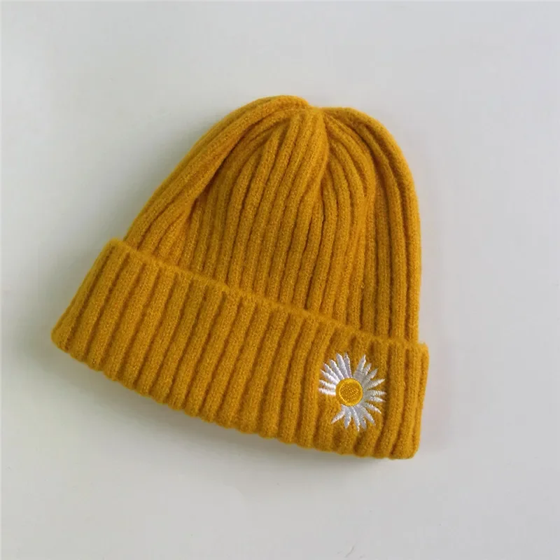 Fashion Skullies Beanies Daisies Flower Embroidery Winter Hats For Baby Warm Knitted Cap Cotton Fashion Sad Boy Cap Girls