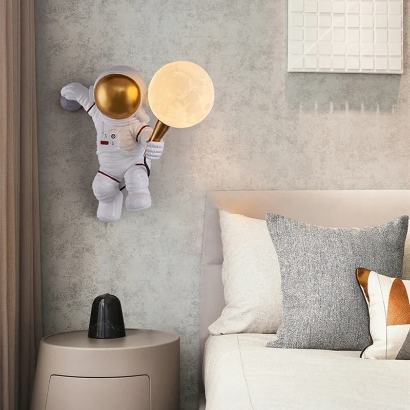 Imagem -02 - Nórdico Astronauta e Lua Led Lâmpada de Parede Quarto Infantil Cozinha Jantar Quarto Estudo Varanda Corredor Personalidade Decoração