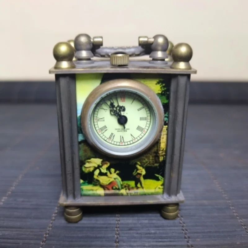

Antique copper vintage mechanical clock mechanical watch enamel painting European style small table clock ornament