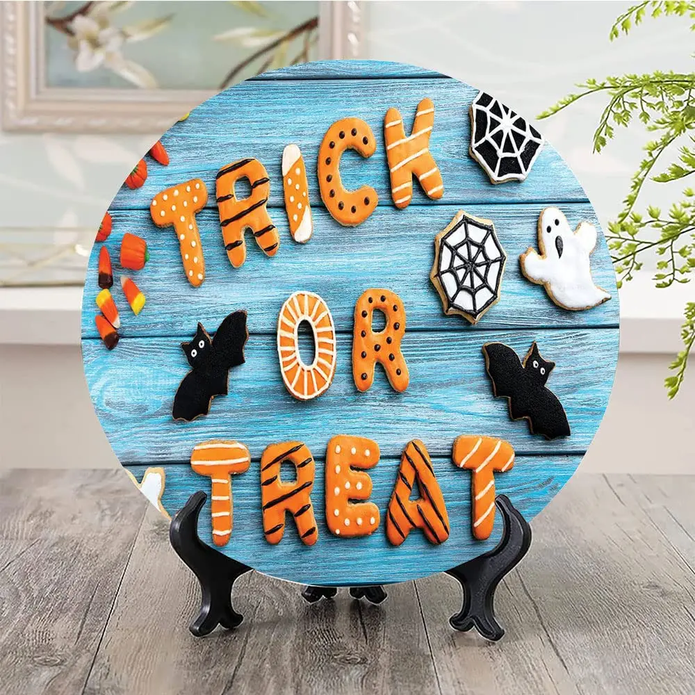 Decorative Plates, Vintage Halloween Print Ornament, Trick or Treat Cookie Wooden Table Ghost,1 Plate with 1 Display Stand