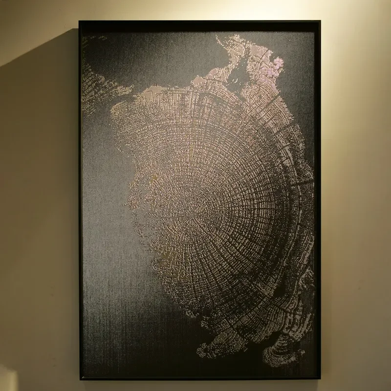 SL-Luxury Modern Handmade Vertical Pattern Metal Mesh Weaving Hanging Wall Art Glam Rustic Design for High-end Hotel Projects