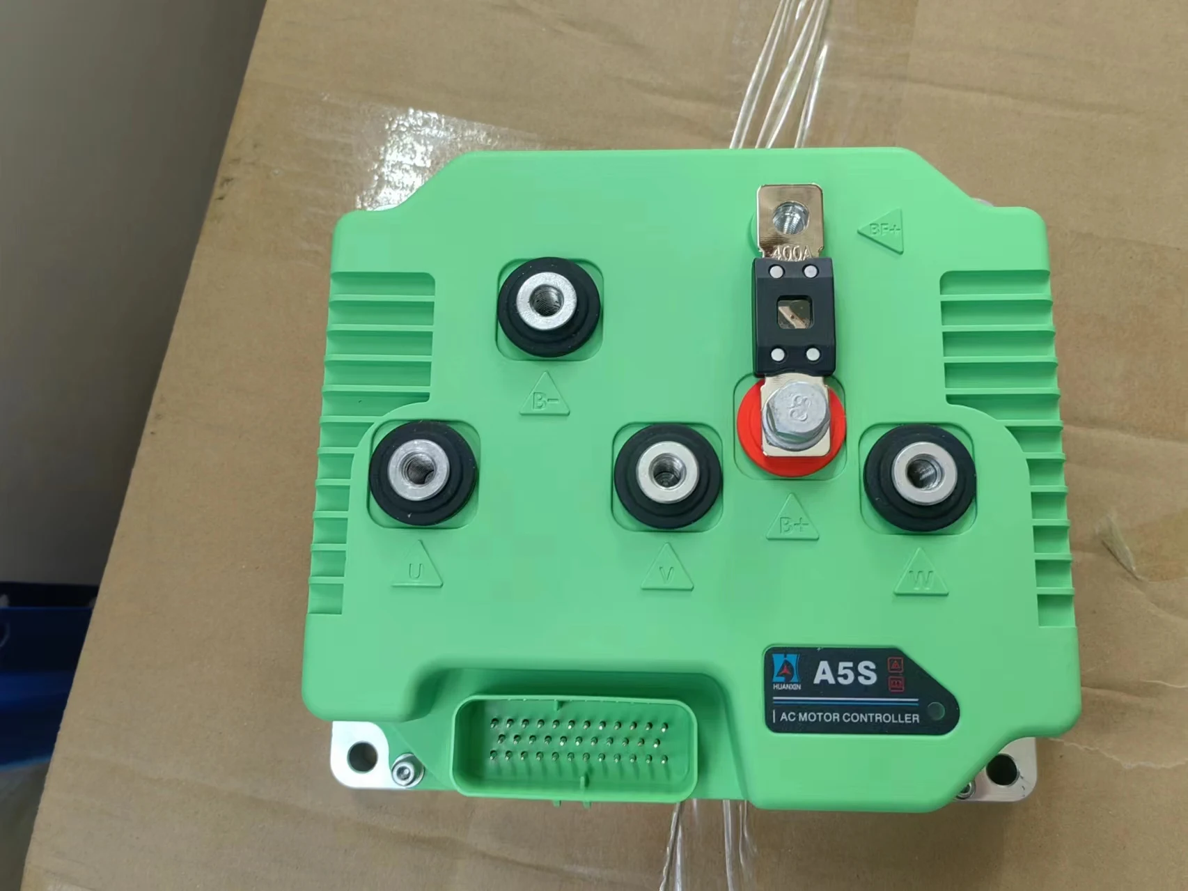Fotografia 3: Controlador de motor CA A5 48V-72V 400A para EV