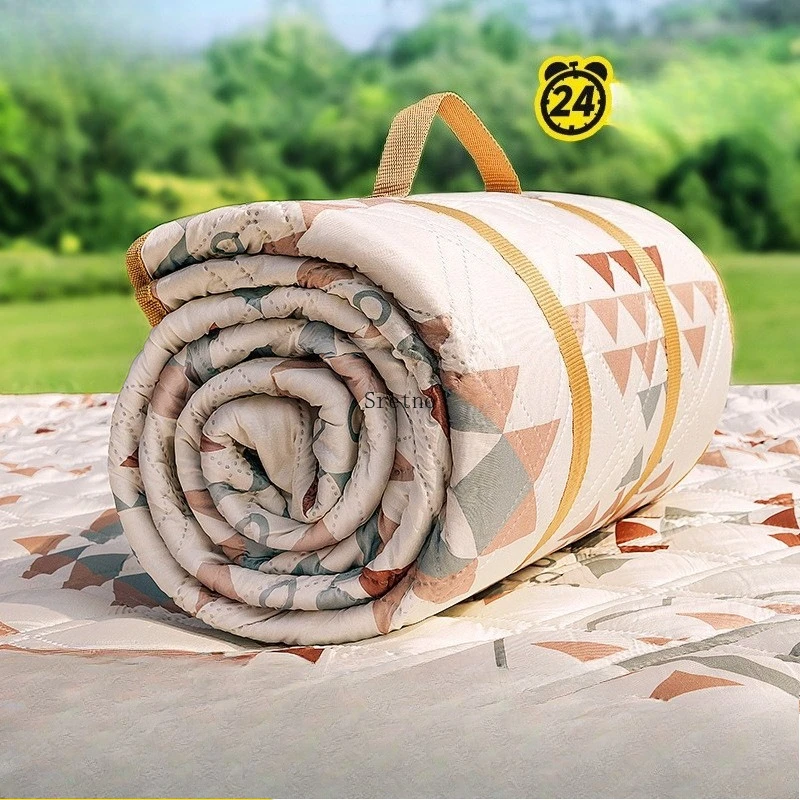 

2025 Thick Picnic Mat with Aluminum Film Outdoor Camping Tent Folding Portable Waterproof Tent Mat Thick Waterproof Beach Mats