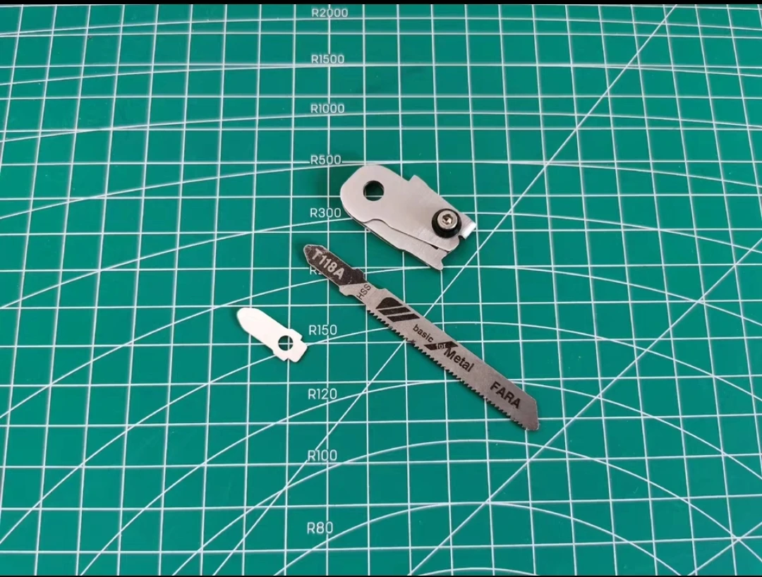 1 Piece DIY Stainless Steel SAW Holder for Leatherman Mut Modify(PLIERS NOT INCLUDED)