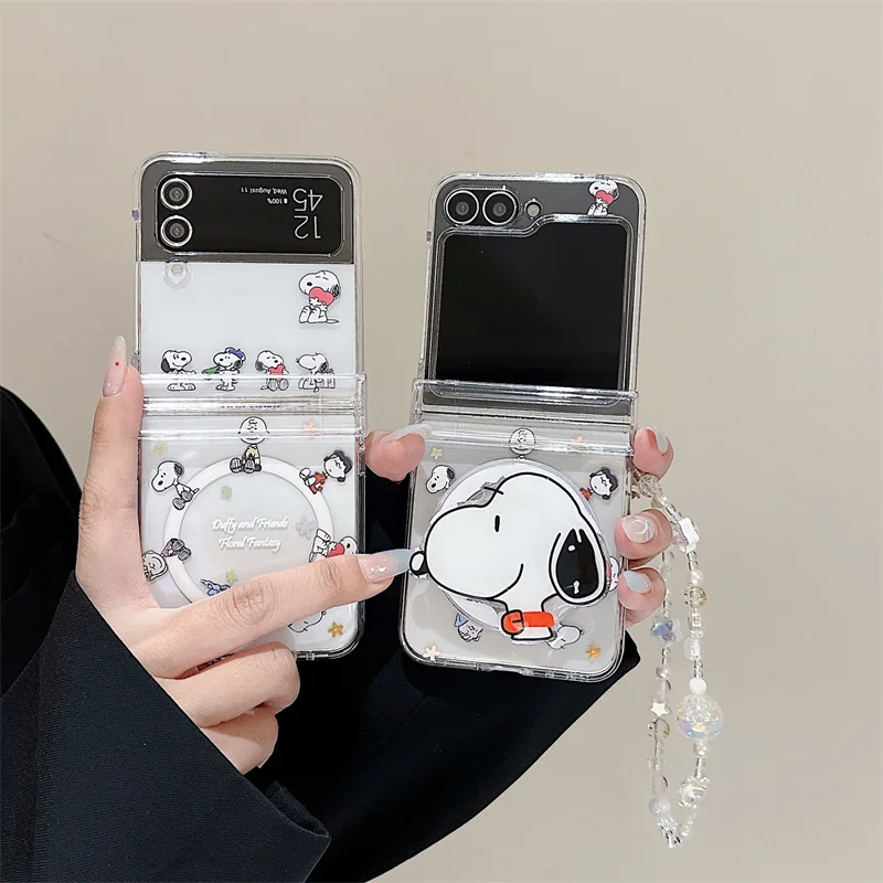 

Cute Snoopy Love Heart Charlie Folding flip Magsafe Wireless Charge Case For Samsung Z Flip 3 4 5 6 Funny Snoopy Magnetic Holder