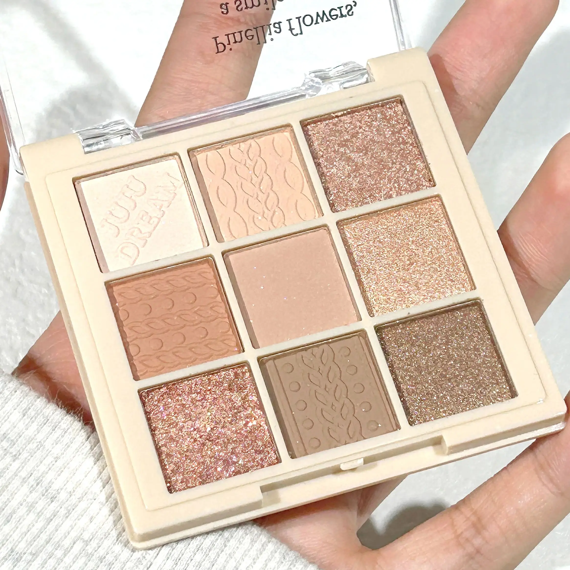 Luxe 9-kleuren oogschaduwpalet - Fluweel mat en glans effect, duurzaam waterdicht, bessen-, bruine en nude-tinten