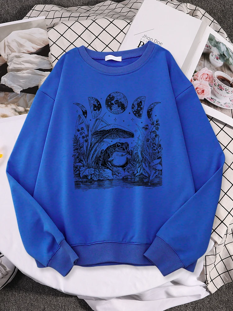 

Cottagecore Aesthetic Frog Mushroom Moon Witchy Hoodie Creativity New Clothes Street Oversize Sweater Casual Crewneck Women Tops