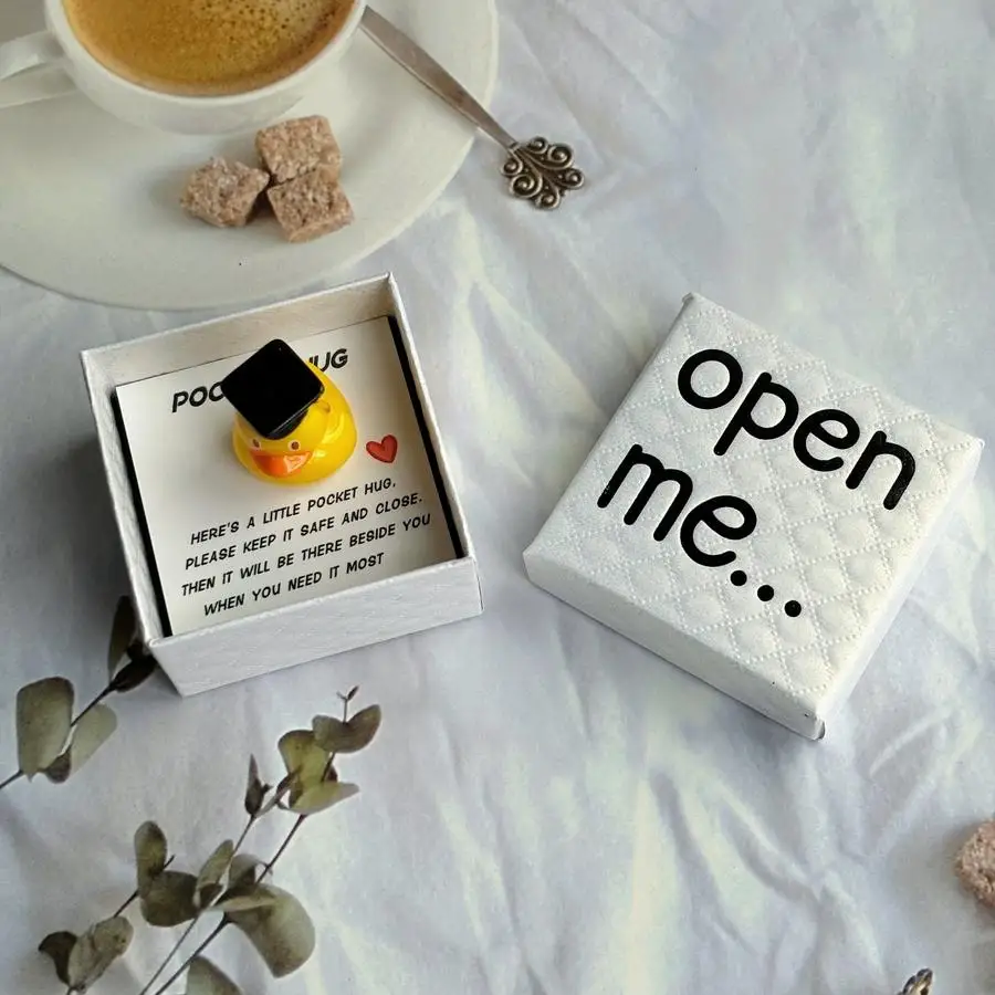 1/5/10/20/50/100pcs Doctoral Cap Duck Congratulations Graduation Box Gift, 