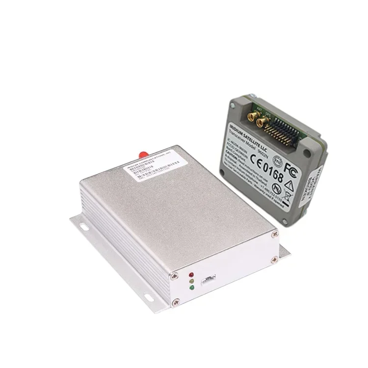 Satellite GPS tracker with SBD transceiver two-way communication and tracking system for Fleet Management