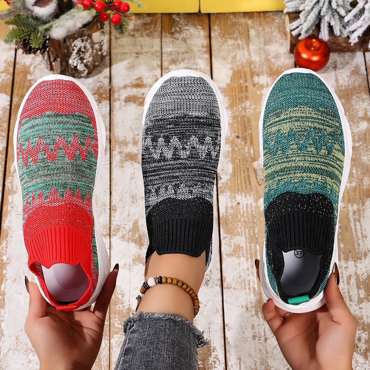 Women Sneakers Summer Fashion New Mesh Sneakers Women Wear-resistant Soft Sole Flat Walking Shoes Breathable Trendy Sneakers_voghion.com