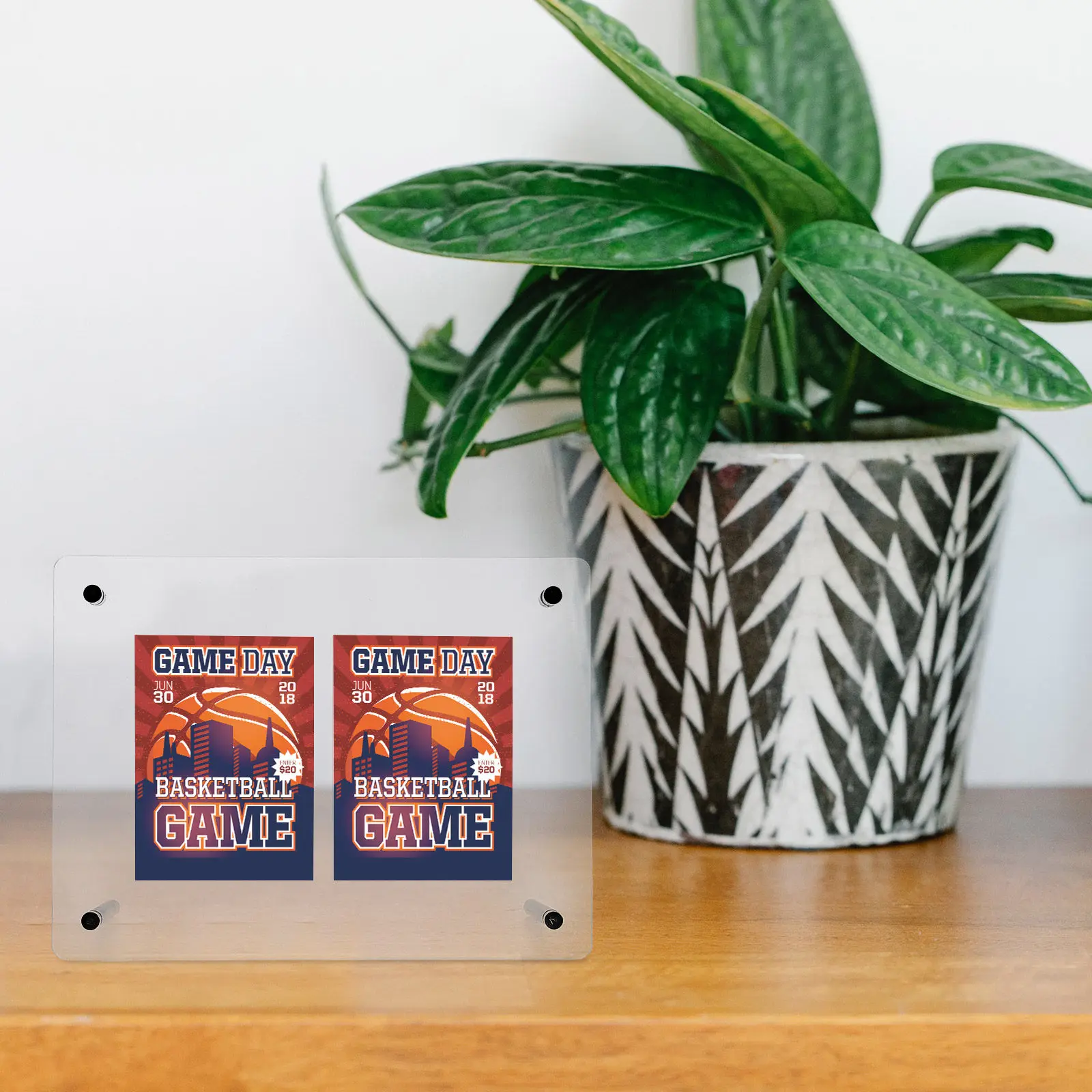 

Универсальная акриловая настольная подставка-органайзер для коллекционных карточек