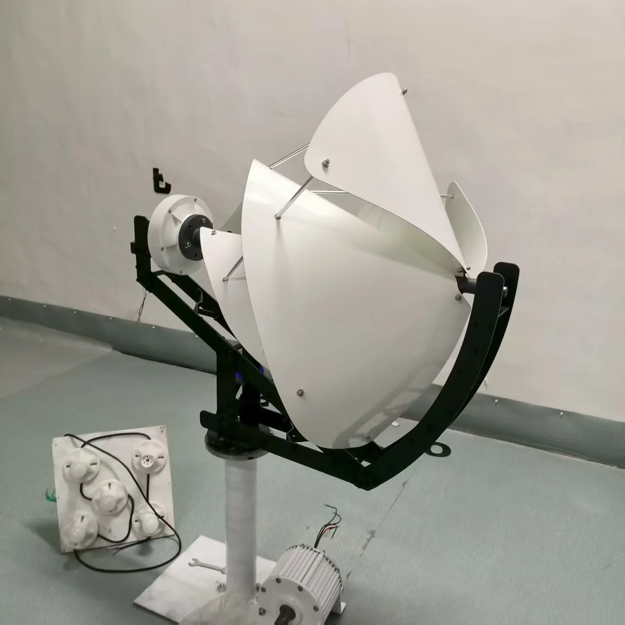2KW Free Energy Wind Turbine Generator Windmill  24V 48V 12V With MPPT Hybrid Controller Homeuse Low Wind Speed High Efficiency