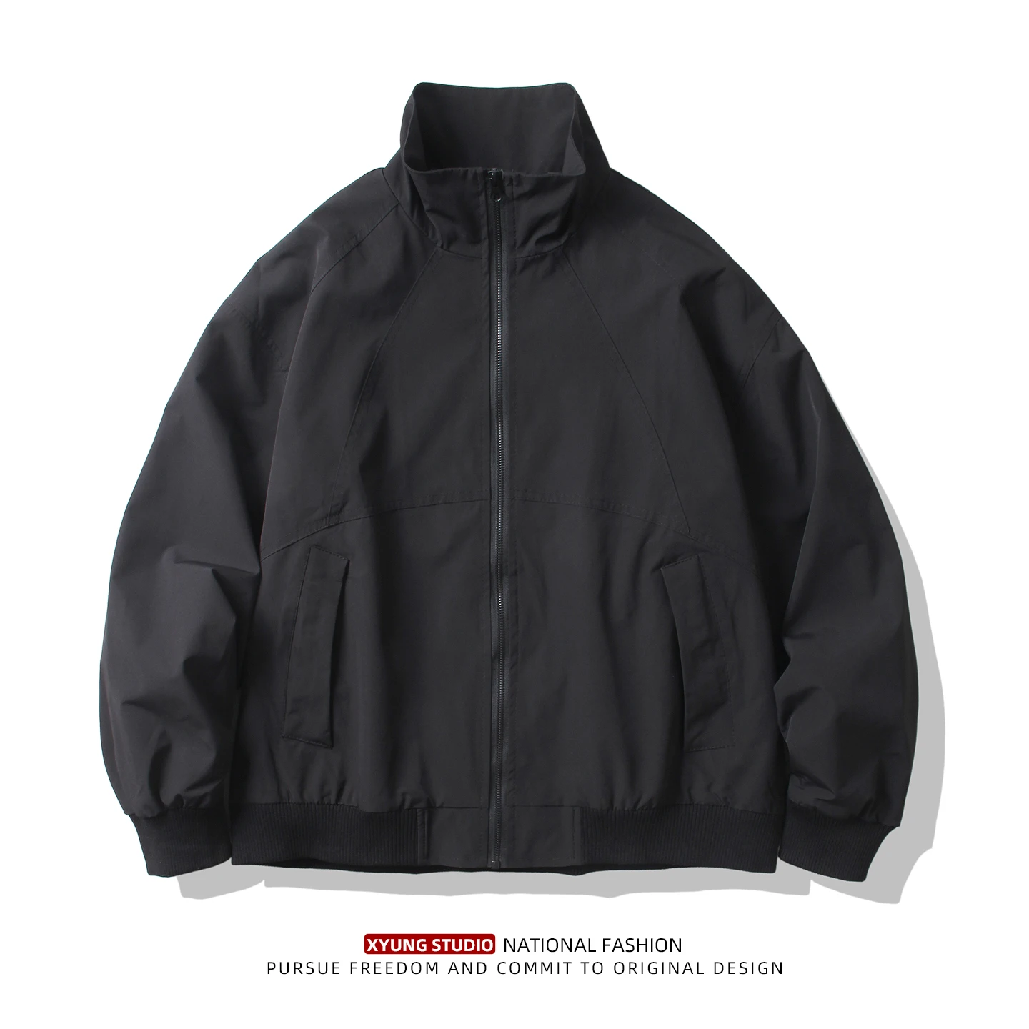 

Повседневная мужская куртка-бомбер в американском ретро-стиле, свободного кроя, весна-осень, из полиэстера, ветрозащитная, на молнии