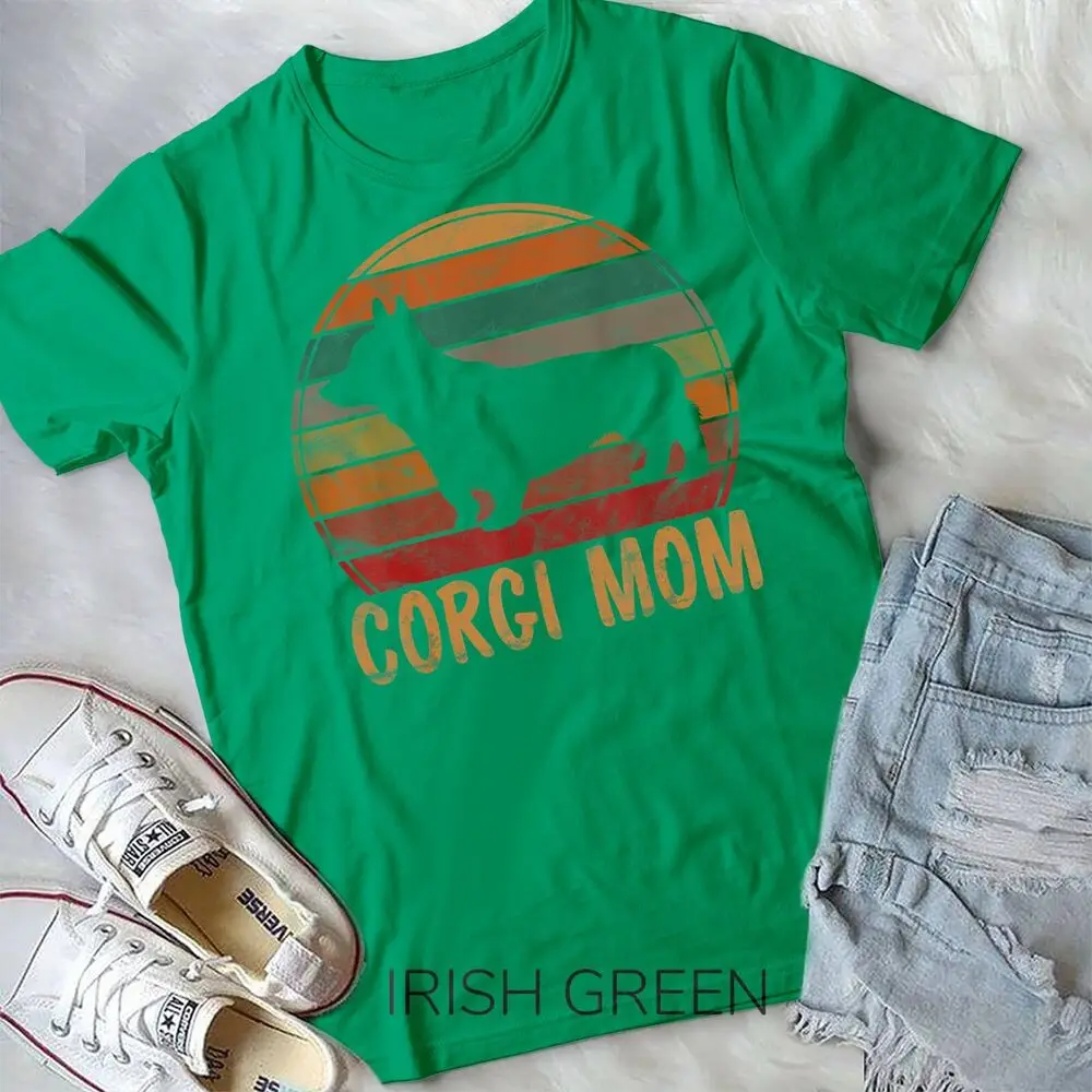 Retro Corgi Mom Gift Dog Mother Pet Welsh Corgi Mama T-Shirt Unisex T-shirt