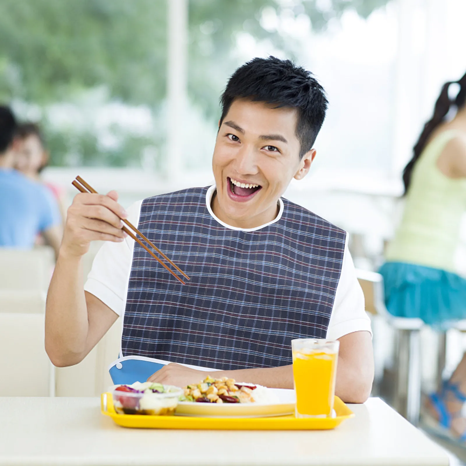 

Household Dinner Adult Bib Washable Waterproof Folding Elderly Bib Clothing Protector Practical Comfortable Accessory