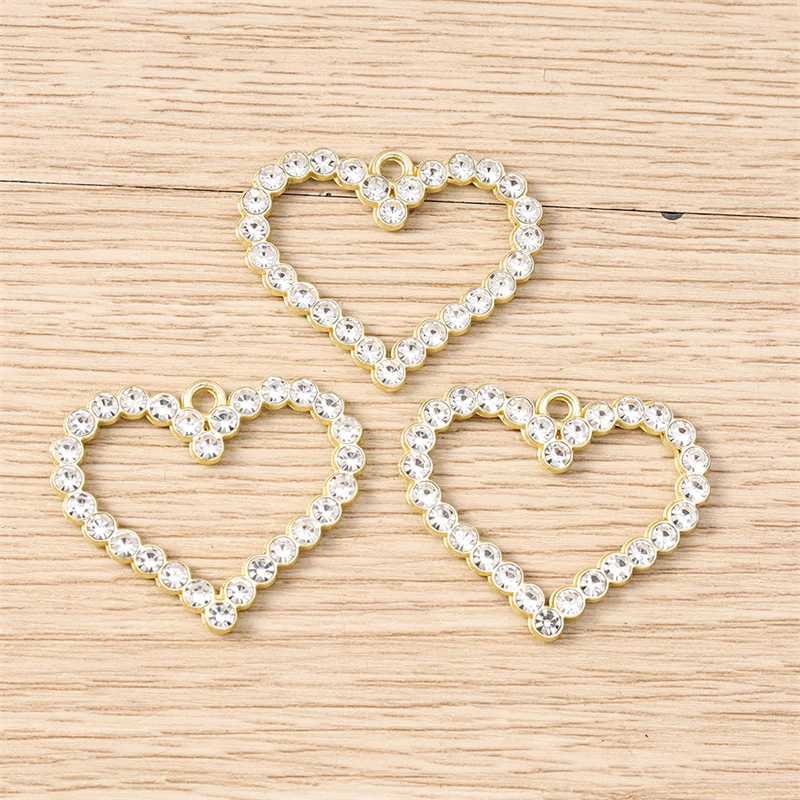 10 Stück 32x26mm Elegante Kristallperlen-Hohle-Herzanhänger für Schmuckherstellung, Ohrringe, Halsketten, DIY-Bastelbedarf – Detail 3