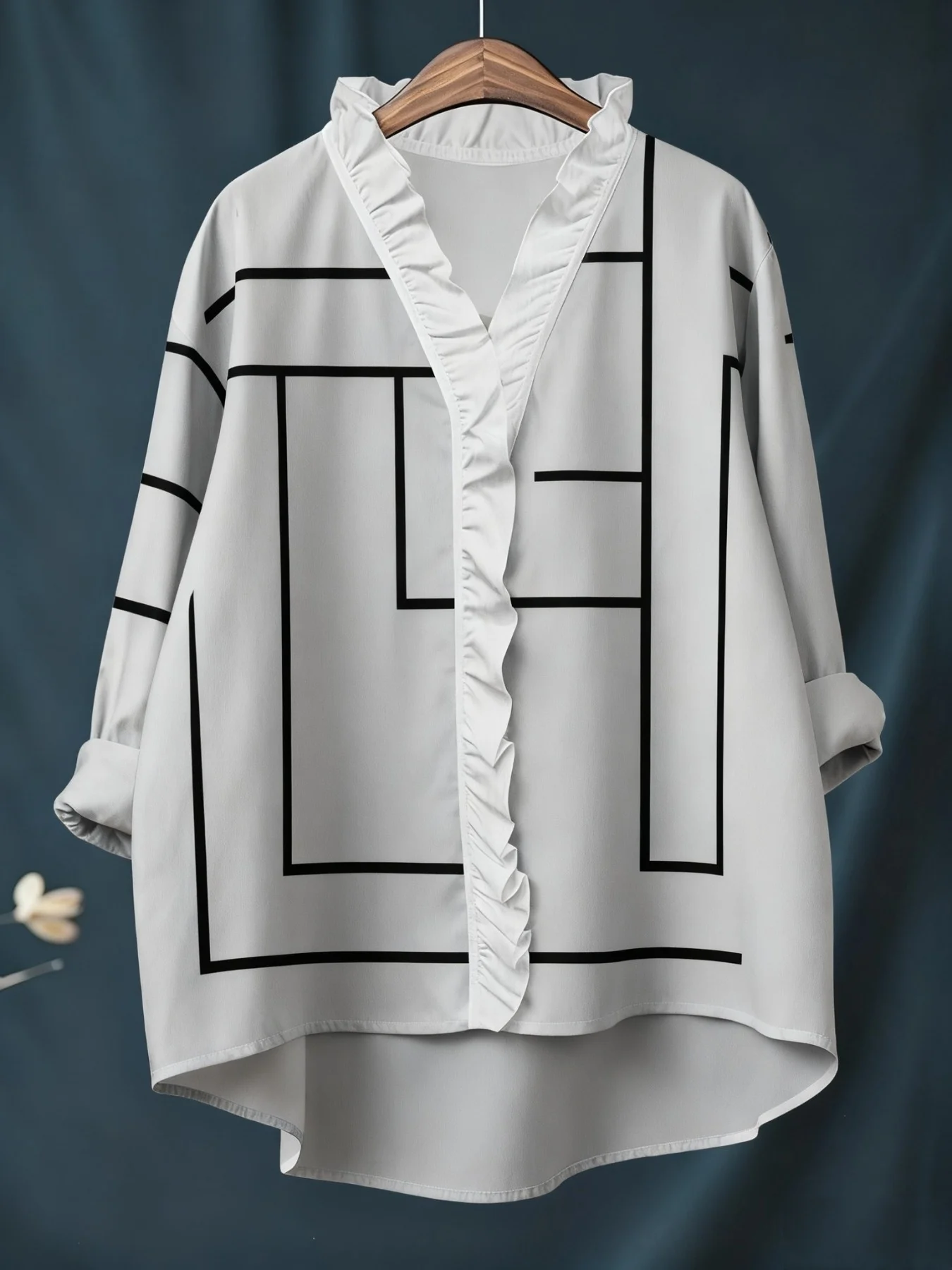 Autumn new V-neck casual top, women's long sleeved lace shirt, loose floral print design, Ladies' soft pink shirt