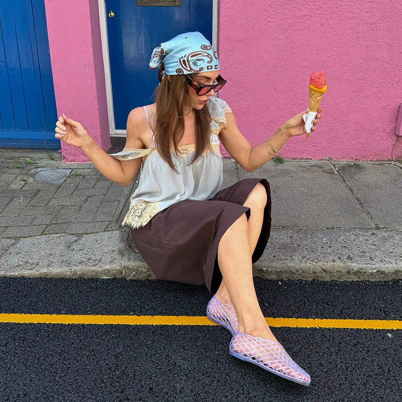 2026 Sommer-Herbst Lässiges Spitzen-Patchwork-Hemd für Damen, Vielseitiges Ärmelloses Loses Oberteil mit Lochmuster, Modische Damen-Oberbekleidung Neu – Detail 7