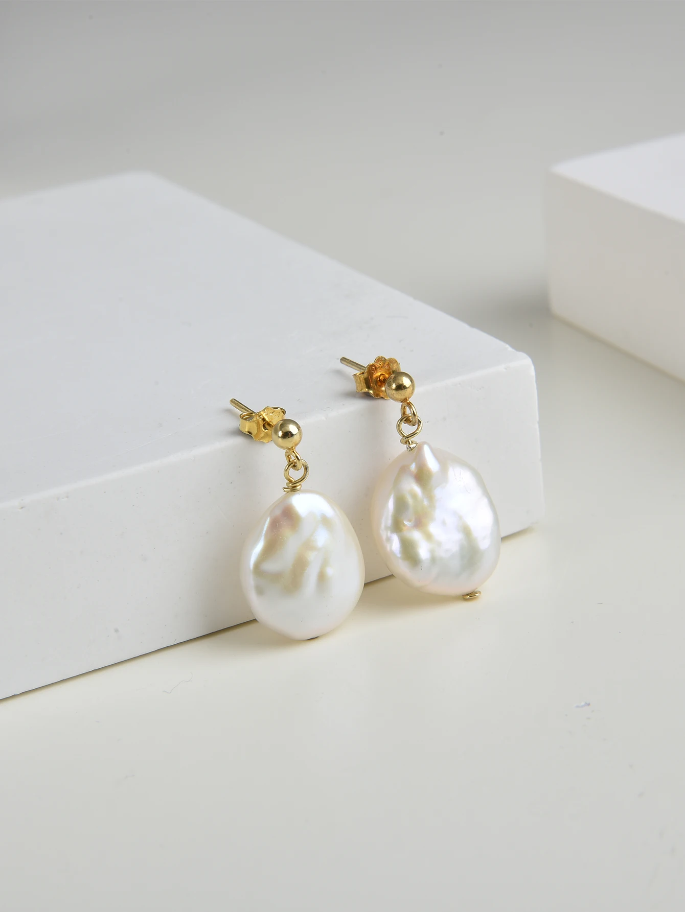 

Natural 13-16mm Freshwater Baroque Pearl 925 Sterling Silver Dangle Earrings For Women Gold Plated Temperament Irregular Jewelry