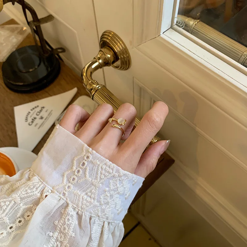 Anillo de tulipán para mujer, luz de lujo, temperamento con incrustaciones de circonio, apertura de flor de ópal ajustable para el dedo índice de verano