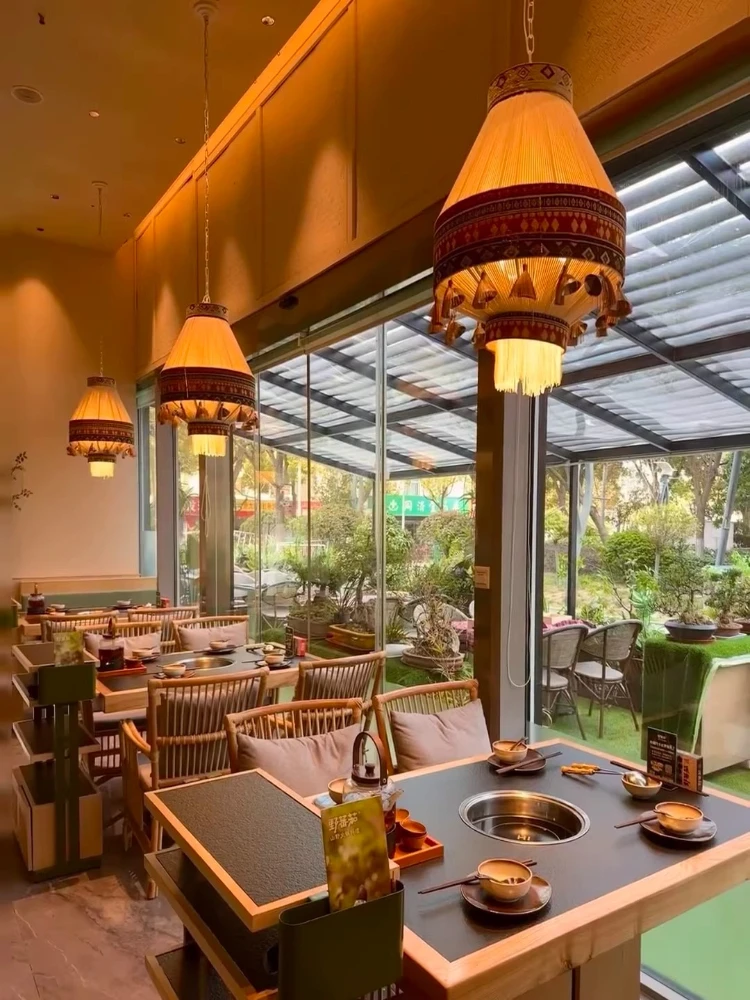 Ethnic style chandelier, medieval restaurant light, homestay, hemp rope folk music restaurant, Bohemian lighting